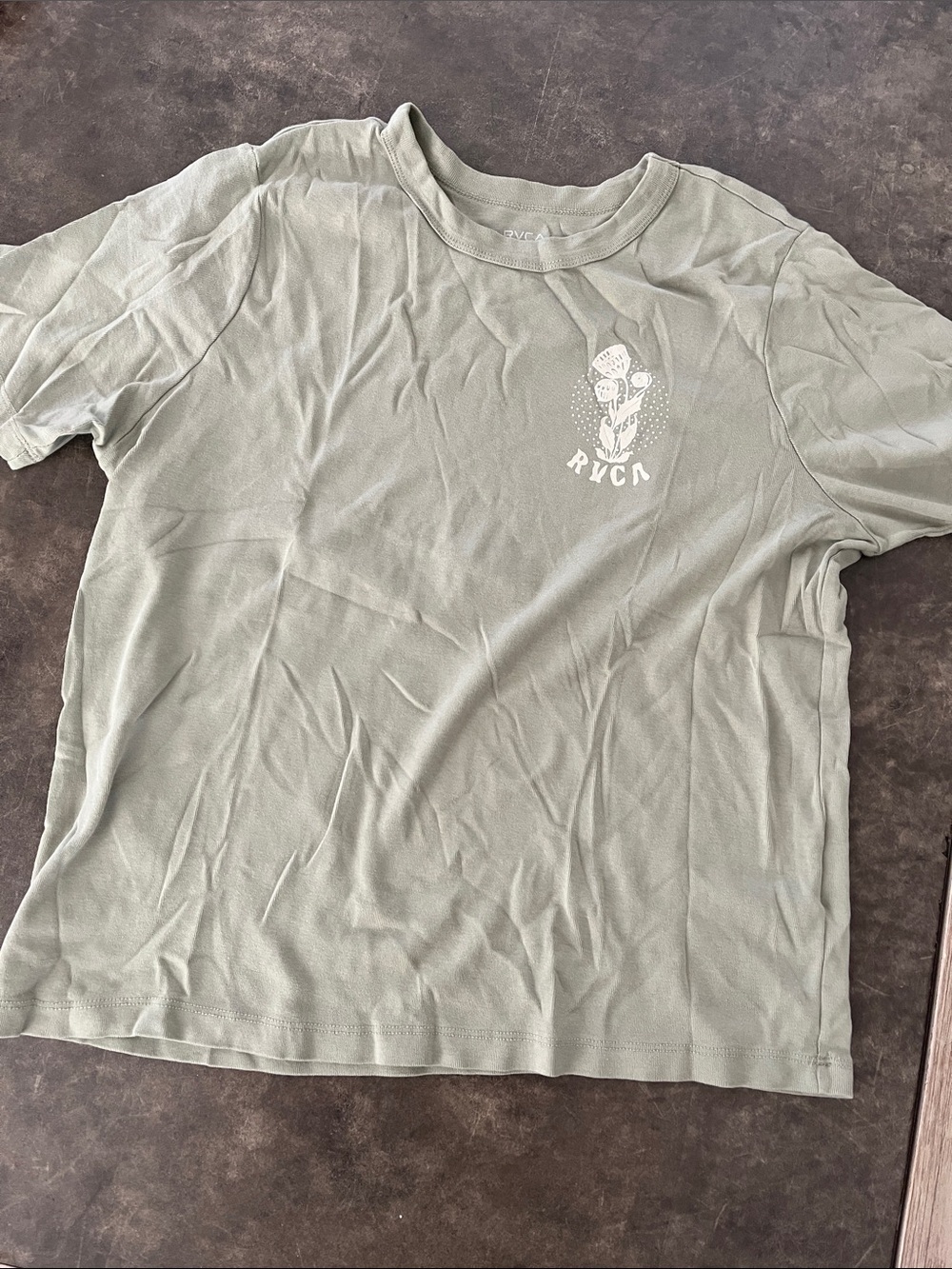 RVCA tshirt